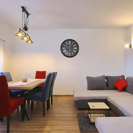 Holiday home Milovac