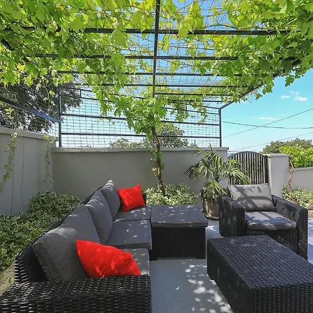 Milovac Holiday home