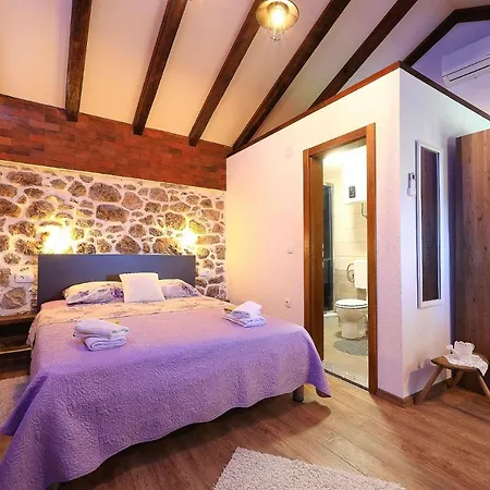 Milovac Holiday home Starigrad Paklenica